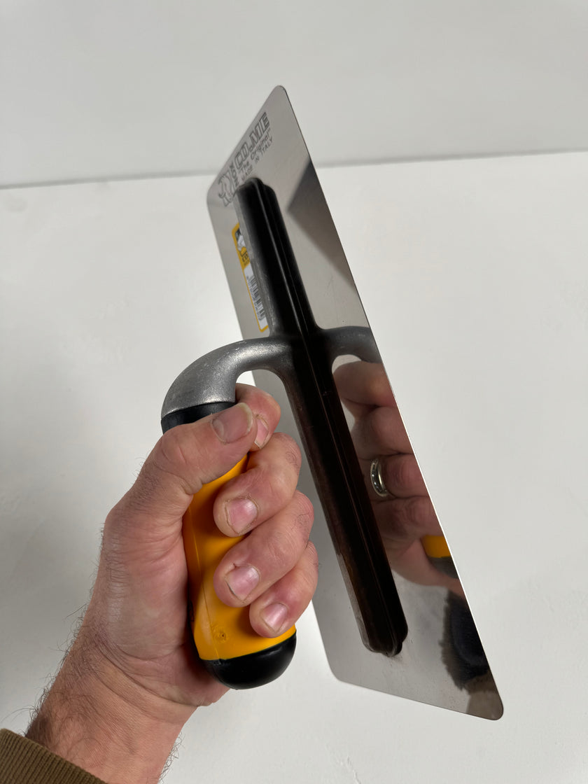 381LU    Stainless steel, mirror-polished 3 sizes available