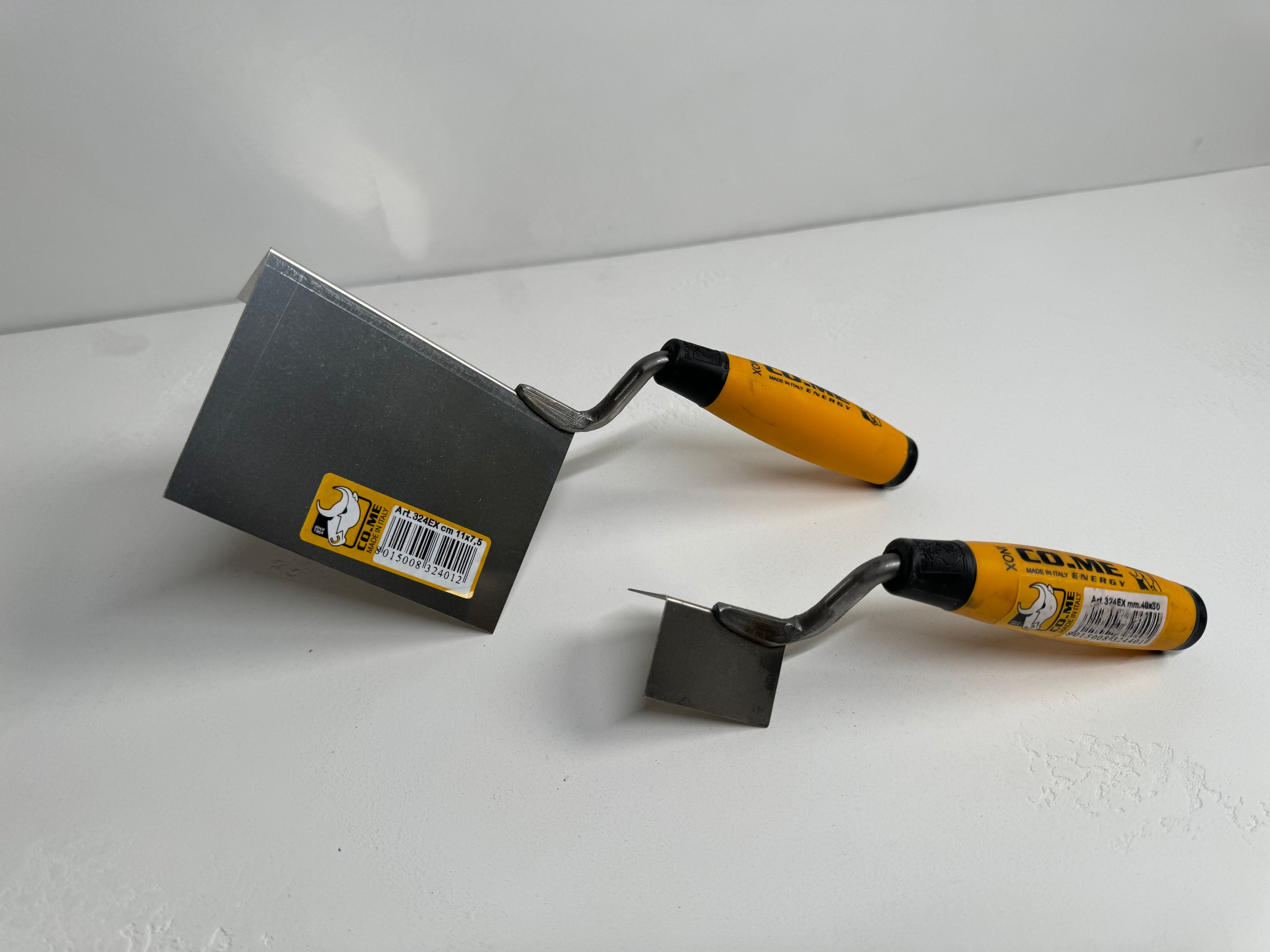 324EX Stainless steel outside corner trowel. 2 sizes available